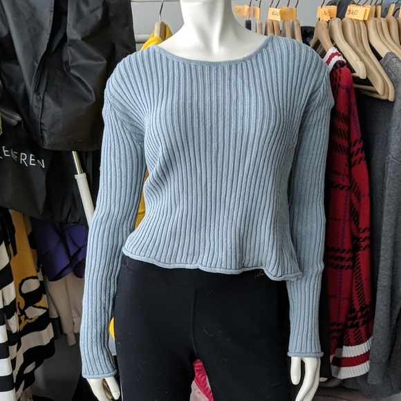 5/$45 Blue Ribbed Cropped Sweater - Picture 1 of 1